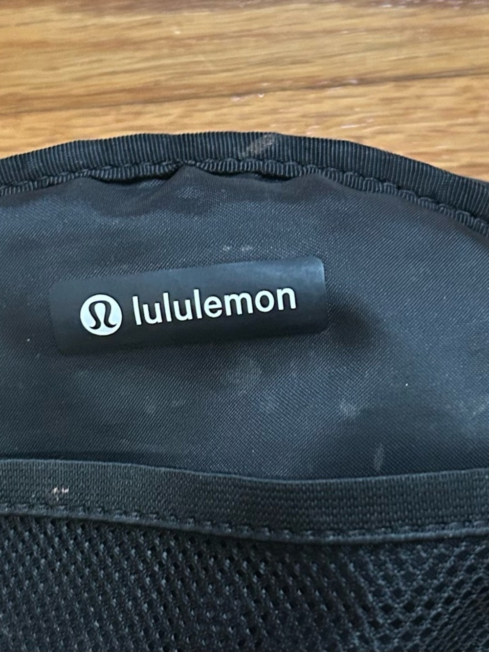 Lululemon Essentials Pouch - Picture 4 of 4